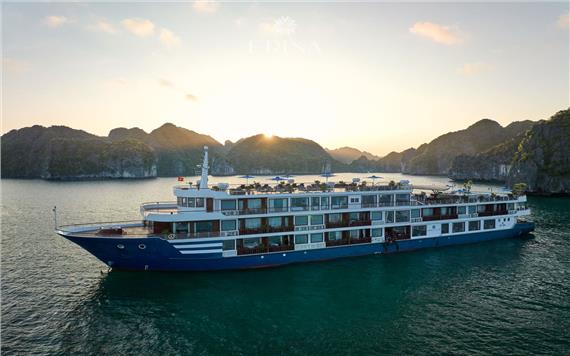 Erina Cruise Lan Ha Bay